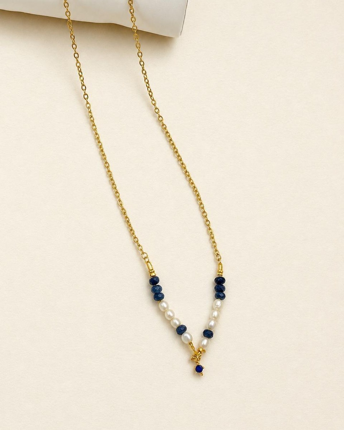 Antitarnish beaded necklace