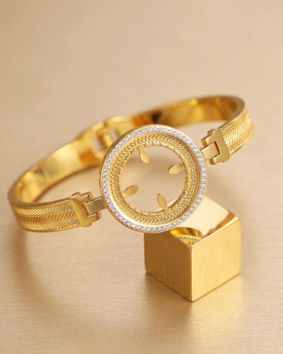 Stainless steel bracelet